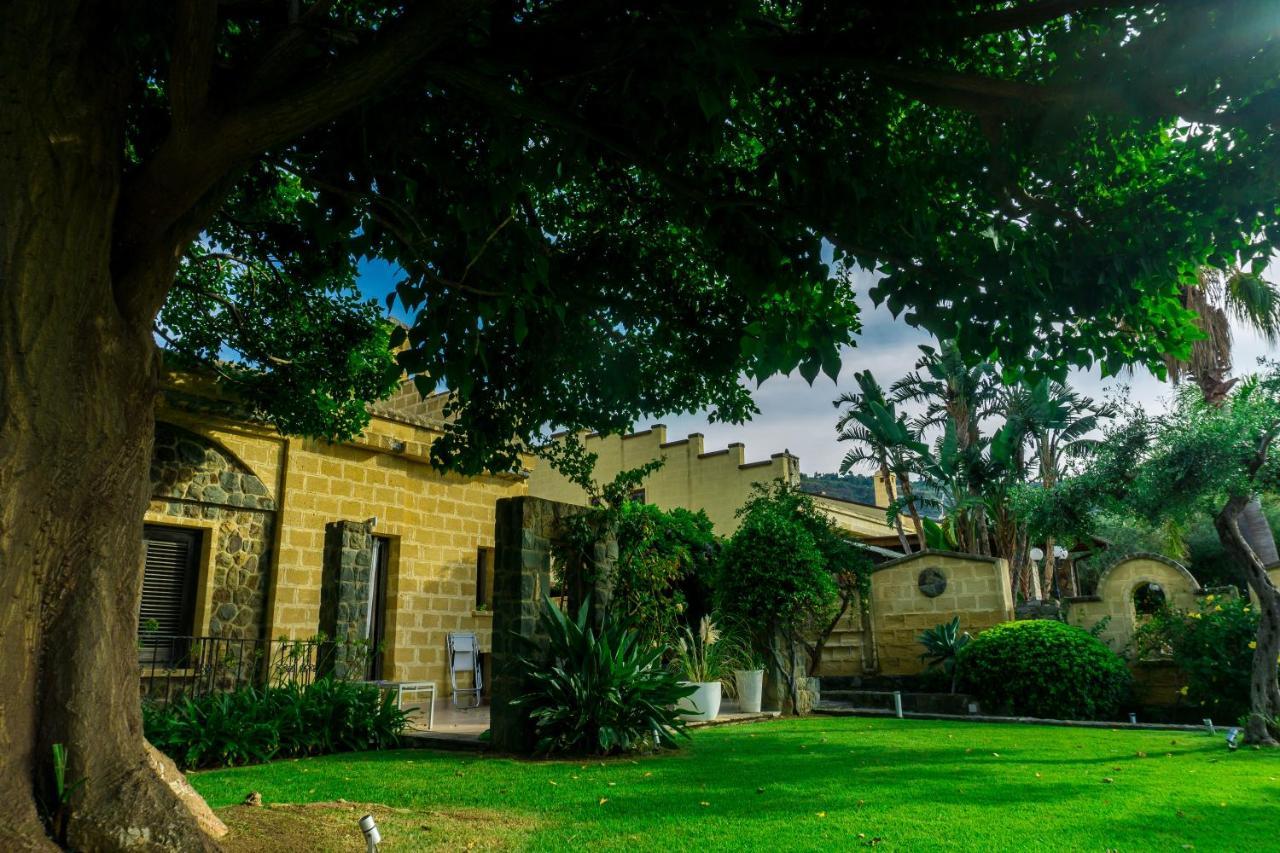 Villa Medina تْشيفالو المظهر الخارجي الصورة