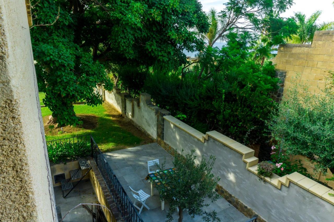 Villa Medina تْشيفالو المظهر الخارجي الصورة