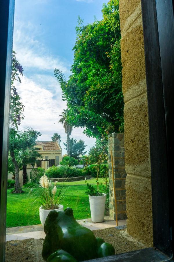 Villa Medina تْشيفالو المظهر الخارجي الصورة
